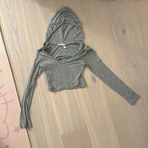Hooded long sleeve 
WANTMYLOOK